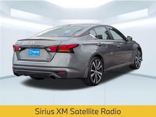 2022 Nissan Altima SR VC-Turbo FWD