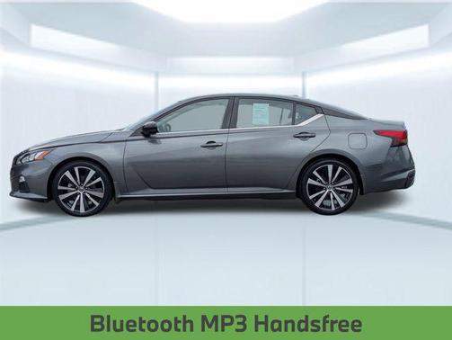 2022 Nissan Altima SR VC-Turbo FWD