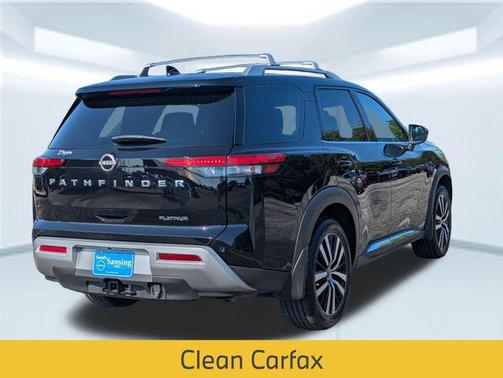 2024 Nissan Pathfinder Platinum FWD