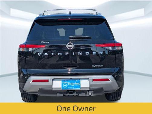 2024 Nissan Pathfinder Platinum FWD