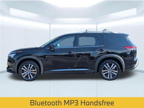 2024 Nissan Pathfinder Platinum FWD