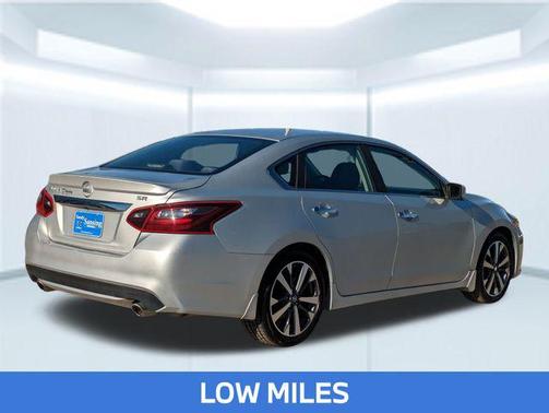 2017 Nissan Altima 2.5 SR