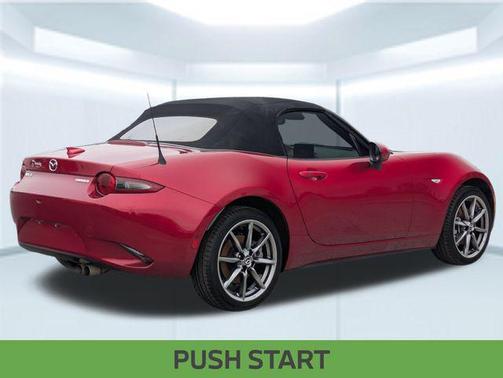 2022 Mazda MX-5 Miata Grand Touring