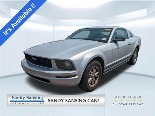 2005 Ford Mustang Deluxe