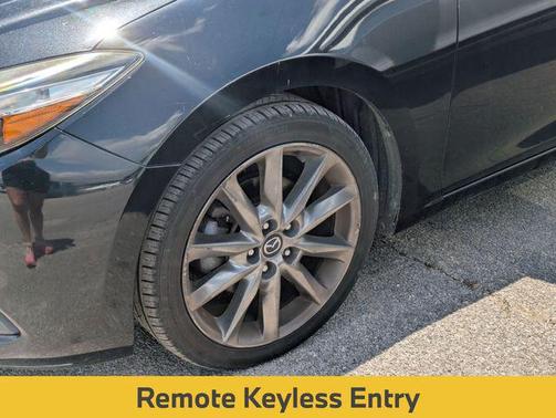 Jet Black Mica 2018 Mazda Mazda3 Touring