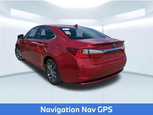 2018 Lexus ES 300h Base