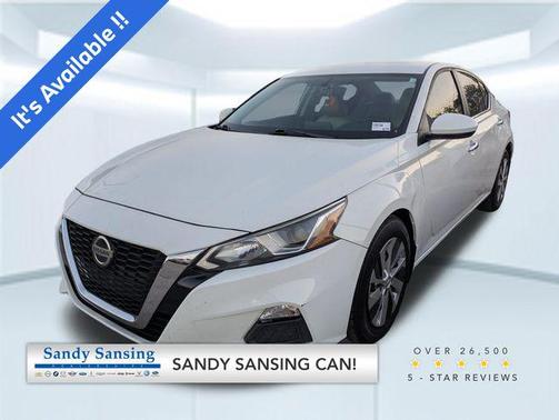 Glacier White 2019 Nissan Altima 2.5 S