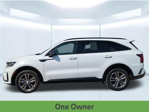 Glacial White Pearl 2023 Kia Sorento SX