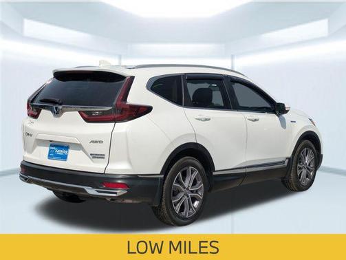 Platinum White Pearl 2022 Honda CR-V Hybrid Touring