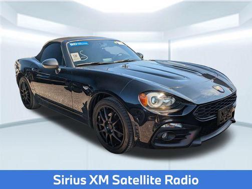 2017 FIAT 124 Spider Base