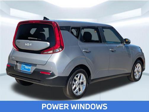 Steel Gray 2022 Kia Soul LX