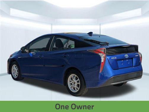 2016 Toyota Prius Two