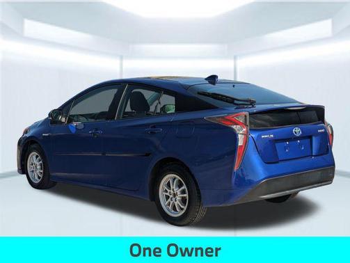 2016 Toyota Prius Two