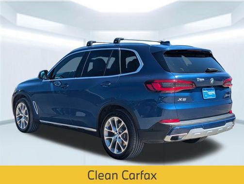 Phytonic Blue Metallic 2021 BMW X5 xDrive40i