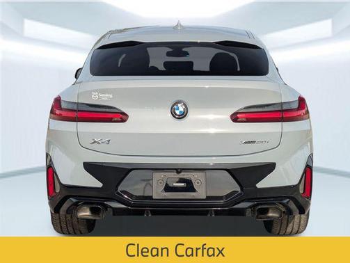 2023 BMW X4 xDrive30i