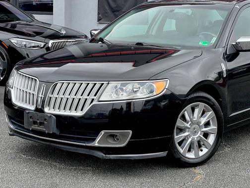 2010 Lincoln MKZ Base