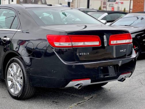 2010 Lincoln MKZ Base