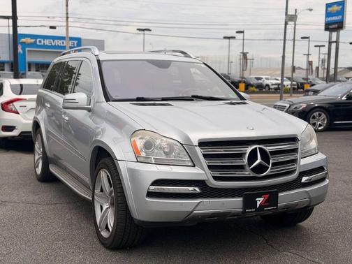 Palladium Silver Metallic 2011 Mercedes-Benz GL-Class 4MATIC