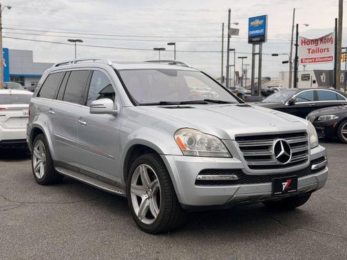 Palladium Silver Metallic 2011 Mercedes-Benz GL-Class 4MATIC