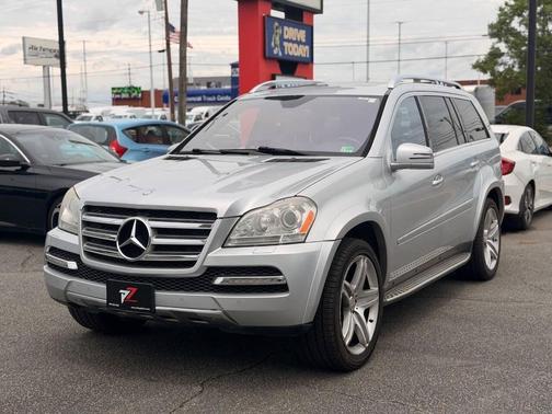 Palladium Silver Metallic 2011 Mercedes-Benz GL-Class 4MATIC
