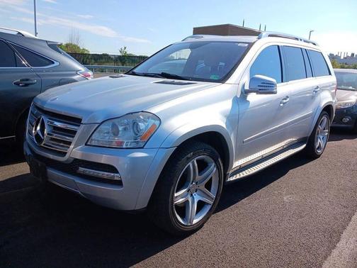 Palladium Silver Metallic 2011 Mercedes-Benz GL-Class 4MATIC