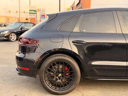 2018 Porsche Macan GTS
