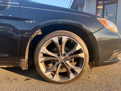 2011 Chrysler 200 Limited