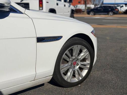 2017 Jaguar XF 35t Premium