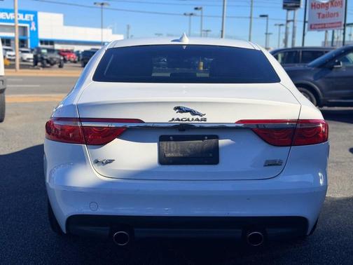 2017 Jaguar XF 35t Premium