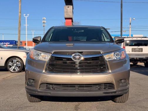 2015 Toyota Highlander LE
