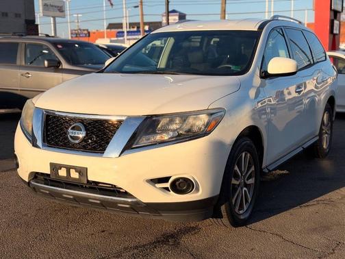 2015 Nissan Pathfinder S