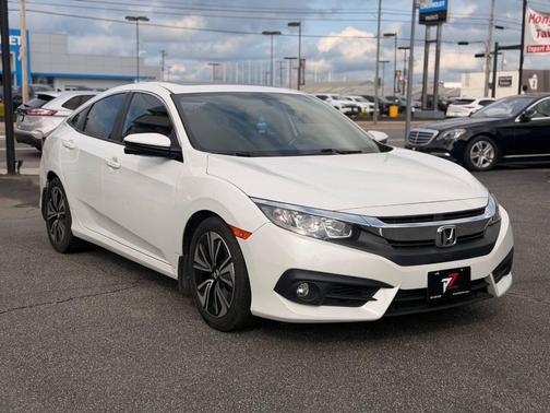 White Orchid Pearl 2018 Honda Civic EX-T