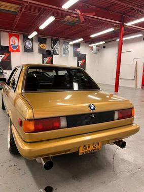 1983 BMW 320 i