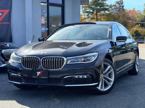 2018 BMW 750 i xDrive