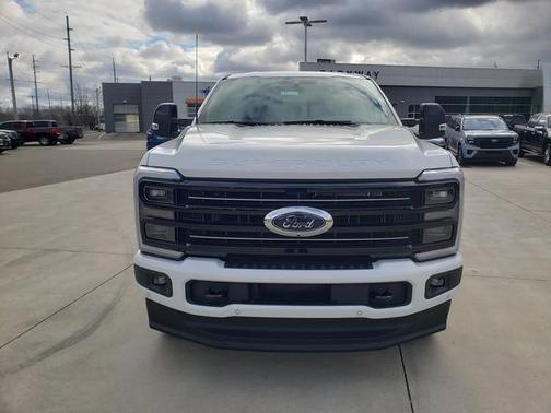 Star White 2026 Ford F-250 Platinum