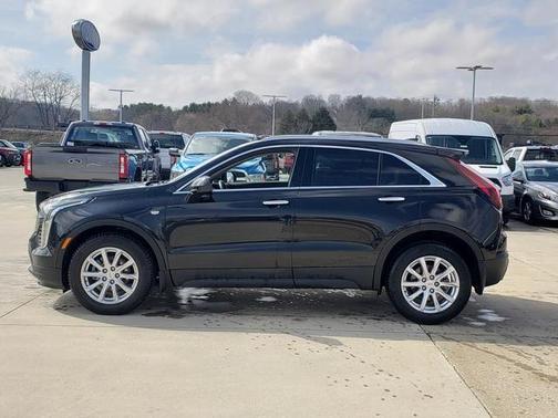 2023 Cadillac XT4 Luxury