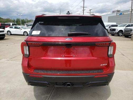 Rapid Red Metallic Tinted Clearcoat 2026 Ford Explorer ST-Line
