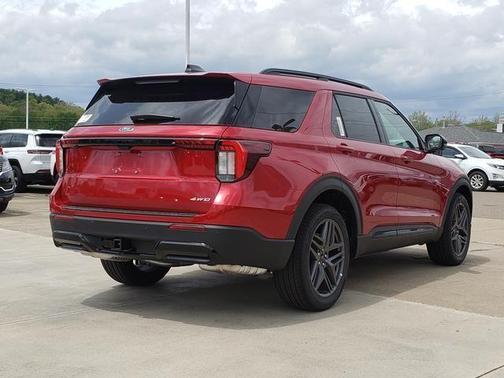 Rapid Red Metallic Tinted Clearcoat 2026 Ford Explorer ST-Line