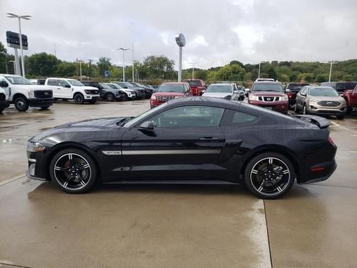 2021 Ford Mustang GT PREMIUM