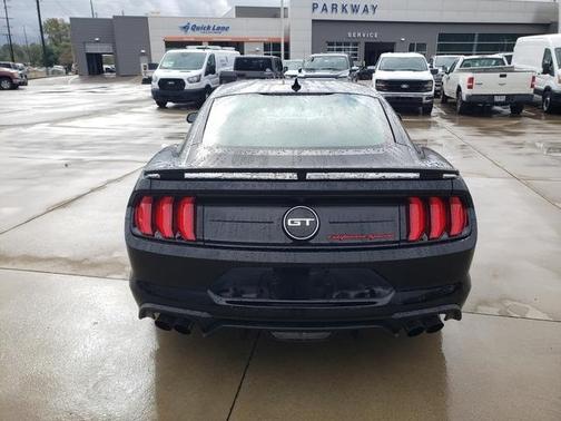 2021 Ford Mustang GT PREMIUM