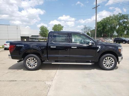 Agate Black Metallic 2026 Ford F-150 Lariat