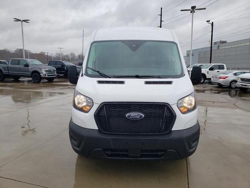 2025 Ford Transit-250 148 WB Medium Roof Cargo