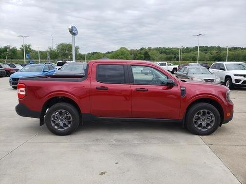 Ruby Red Metallic Tinted Clearcoat 2025 Ford Maverick XLT