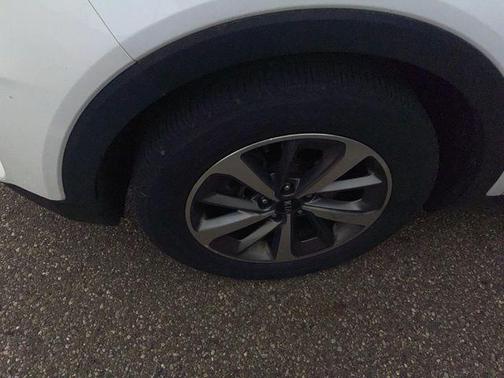 Snow White Pearl 2019 Kia Sorento EX