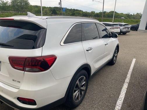 Snow White Pearl 2019 Kia Sorento EX