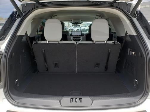 Star White 2026 Ford Explorer Active