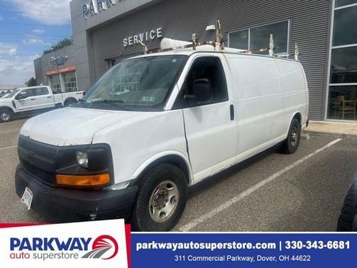 Summit White 2014 Chevrolet Express 2500 Work Van