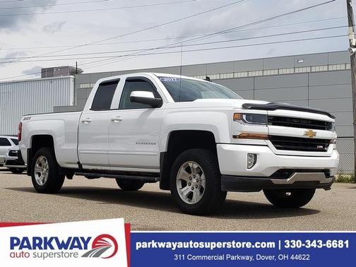 Summit White 2017 Chevrolet Silverado 1500 LT