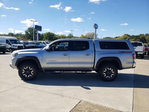 2023 Toyota Tacoma TRD OFF ROAD