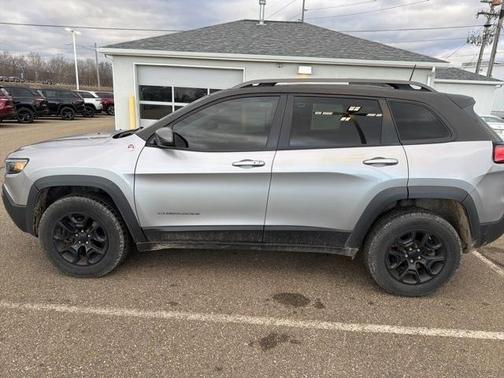 2020 Jeep Cherokee Trailhawk